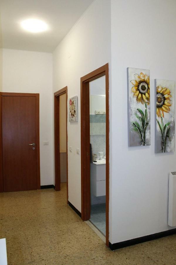 Down Town Cesar Apartment La Spezia Exterior photo
