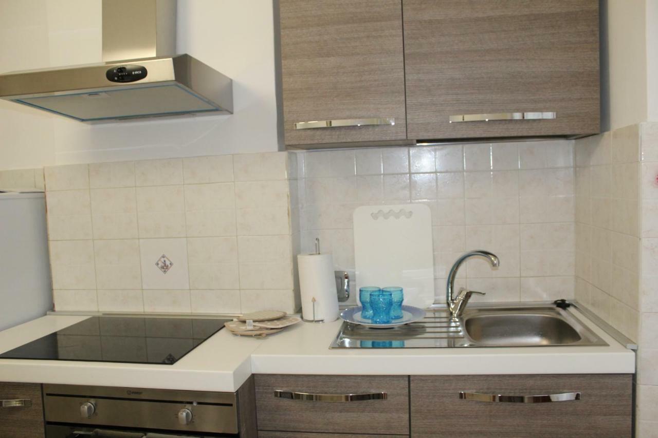 Down Town Cesar Apartment La Spezia Exterior photo