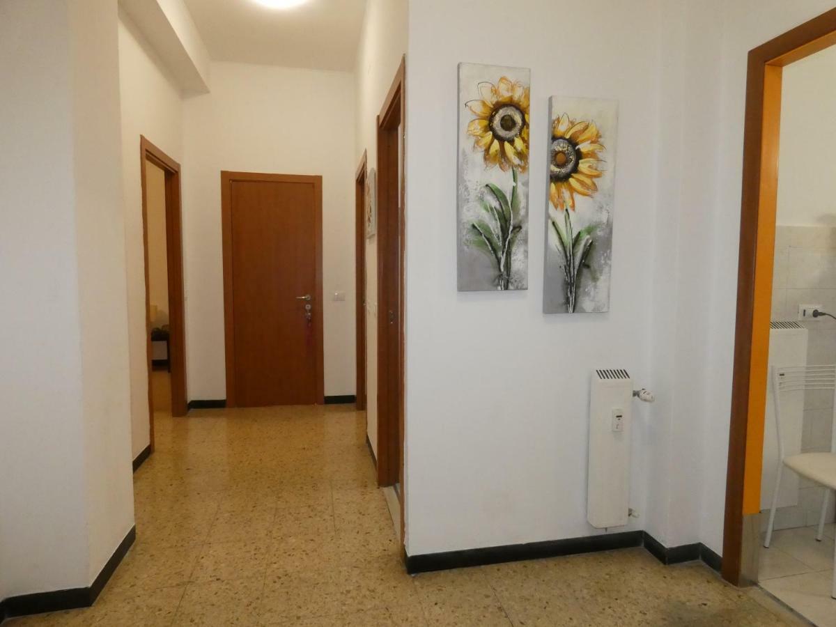 Down Town Cesar Apartment La Spezia Exterior photo